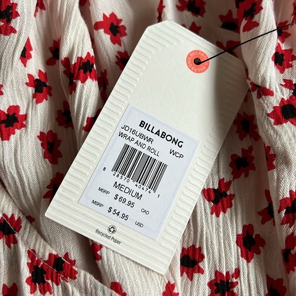 NWT Billabong wrap dress. Cap sleeve Medium - Picture 7 of 7